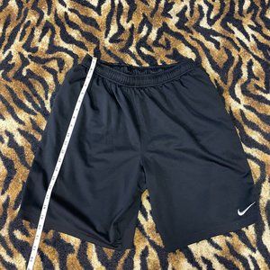 Nike Basketball Shorts - Black - Size Large